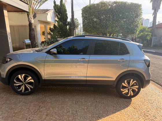 VOLKSWAGEN T-CROSS 1.0 200 TSI TOTAL FLEX AUTOMÁTICO